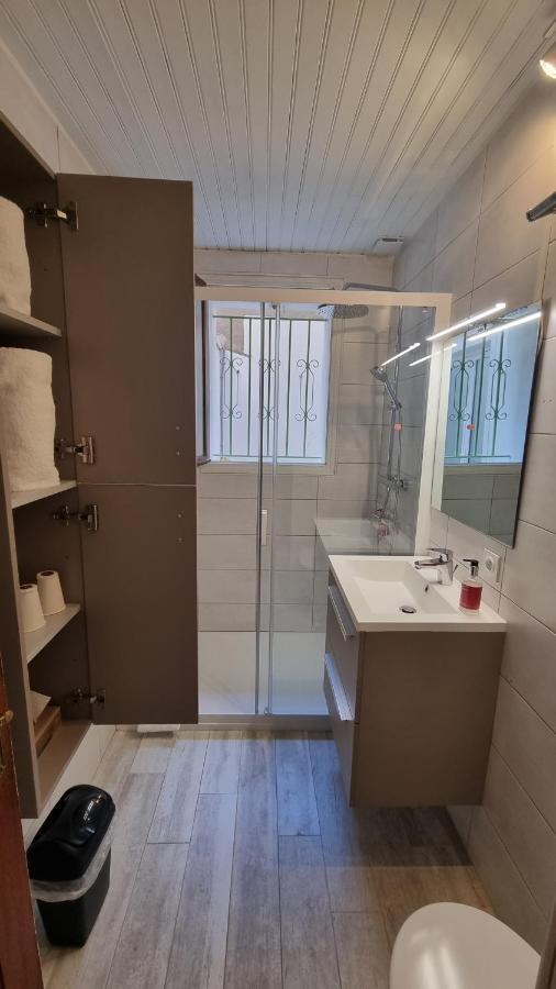 Appartement Calme Centre Ville A 80M Des Halles Narbonne Eksteriør billede